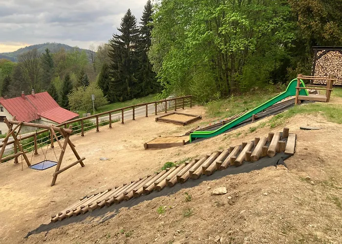 Na Pustinach *